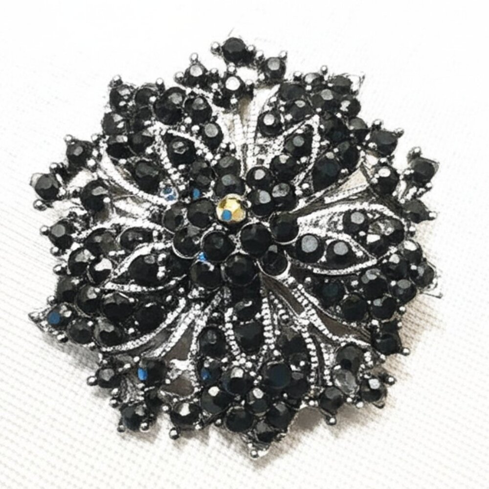 Vintage-Inspired Black Rhinestone Silver Pin Brooch